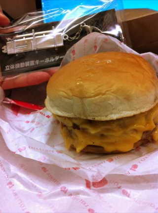 Illustration for article titled The Attack on Titan Burgers Look Utterly Disgusting